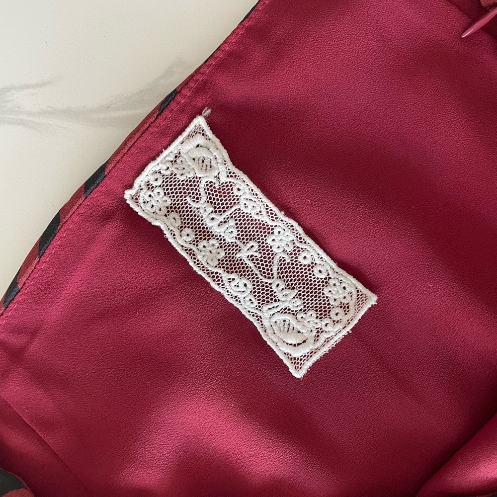 Sadie & Sage Animal Print Midi Red/Burgundy Women’s Professional Flowy Skirt - Picture 4 of 6